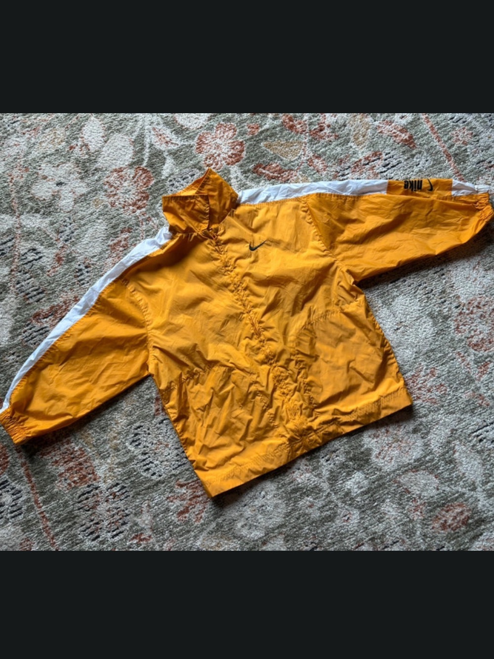 Vintage 90s Nike Kids Yellow Windbreaker Jacket with White Shoulder Stripe